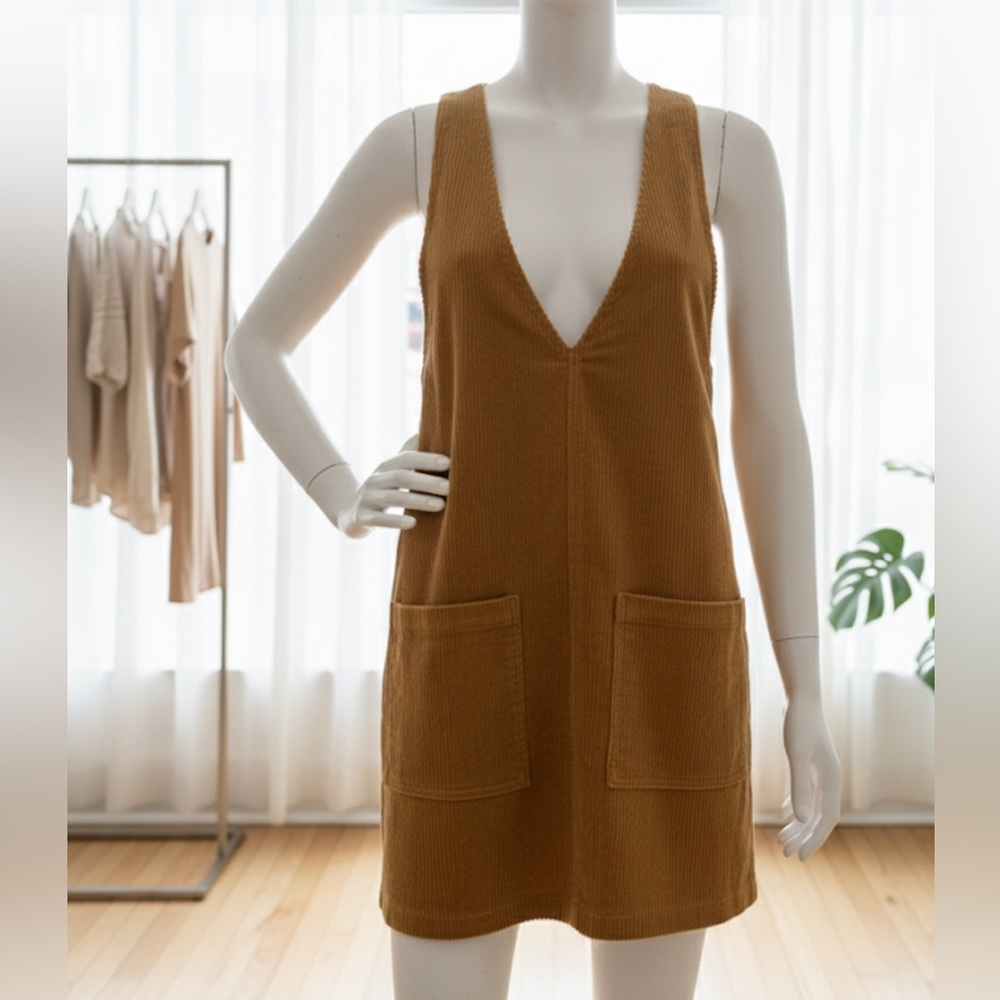 Brown Sleeveless V-Neck Dress
